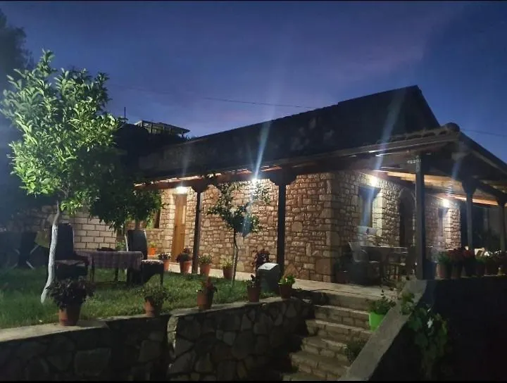 Vokopola Villa Sarandë Albania